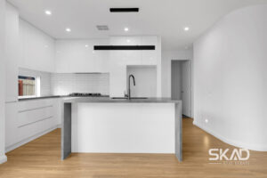 15 Beaconsfield Drive, MICKLEHAM, VIC 3064 AUS