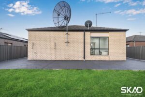 21 Black Range Avenue, CRAIGIEBURN, VIC 3064 AUS