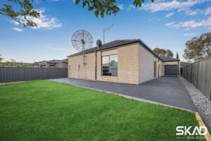 21 Black Range Avenue, CRAIGIEBURN, VIC 3064 AUS