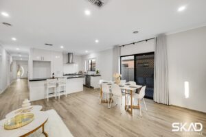 21 Black Range Avenue, CRAIGIEBURN, VIC 3064 AUS