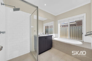 1 Royal Park Way, CRAIGIEBURN, VIC 3064 AUS