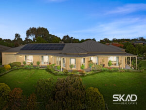 52 The Elms Boulevard, KILMORE, VIC 3764 AUS