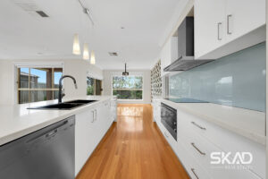 21 Sanctuary Circuit, BEVERIDGE, VIC 3753 AUS