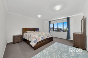 18 La Tour Boulevard, WOLLERT, VIC 3750 AUS