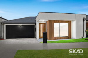 15 Azure Road, WOLLERT, VIC 3750 AUS