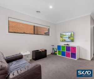 43 Mandalay Circuit, BEVERIDGE, VIC 3753 AUS