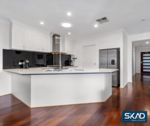 43 Mandalay Circuit, BEVERIDGE, VIC 3753 AUS