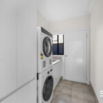 27 Coolamon Drive, CRAIGIEBURN, VIC 3064 AUS