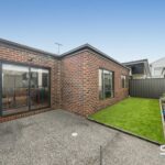 90 Farm Crescent, DONNYBROOK, VIC 3064 AUS