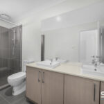 5 Voyager Drive, WOLLERT, VIC 3750 AUS