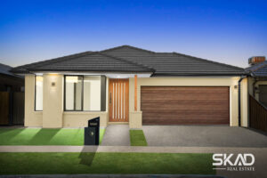 13 Denmead Drive, DONNYBROOK, VIC 3064 AUS