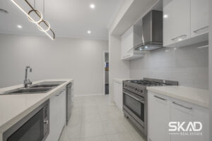 13 Denmead Drive, DONNYBROOK, VIC 3064 AUS