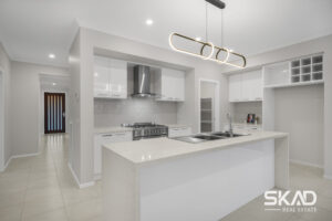 13 Denmead Drive, DONNYBROOK, VIC 3064 AUS