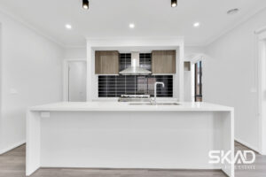5 League Road, DONNYBROOK, VIC 3064 AUS