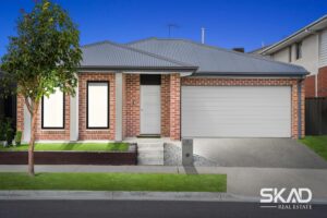 16 Brotus Way, DONNYBROOK, VIC 3064 AUS