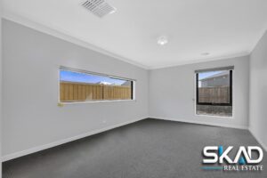 10 Notchwood Crescent, DONNYBROOK, VIC 3064 AUS