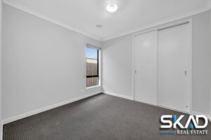 10 Notchwood Crescent, DONNYBROOK, VIC 3064 AUS