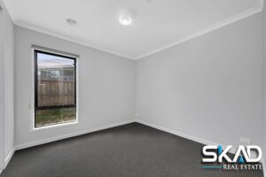 10 Notchwood Crescent, DONNYBROOK, VIC 3064 AUS