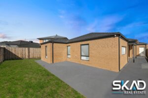 10 Notchwood Crescent, DONNYBROOK, VIC 3064 AUS