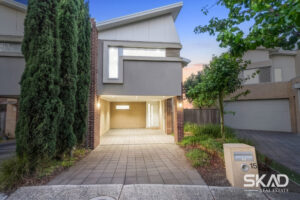 15 Eaglehawk Drive, MERNDA, VIC 3754 AUS