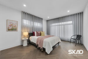 GREENVALE, VIC 3059 AUS