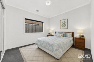 16 Grammar Avenue, DONNYBROOK, VIC 3064 AUS