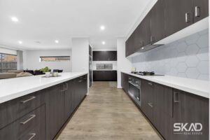16 Grammar Avenue, DONNYBROOK, VIC 3064 AUS