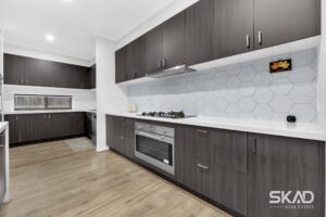 16 Grammar Avenue, DONNYBROOK, VIC 3064 AUS