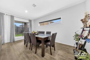 16 Grammar Avenue, DONNYBROOK, VIC 3064 AUS