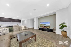 16 Grammar Avenue, DONNYBROOK, VIC 3064 AUS