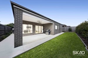 16 Grammar Avenue, DONNYBROOK, VIC 3064 AUS