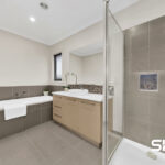 20 Saintly Avenue, WOLLERT, VIC 3750 AUS