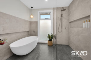 69 Alloca Crescent, DONNYBROOK, VIC 3064 AUS