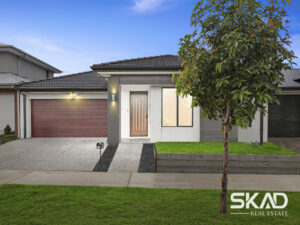 12 Brotus Way, DONNYBROOK, VIC 3064 AUS