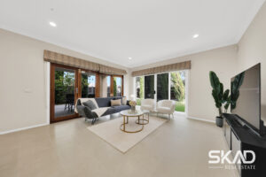 7 Laurimar Boulevard, DOREEN, VIC 3754 AUS