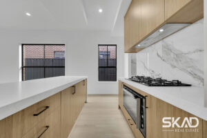 13 Momil Road, MOUNT COTTRELL, VIC 3024 AUS