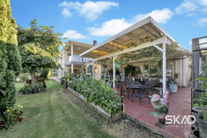 30 The Panorama, MICKLEHAM, VIC 3064 AUS