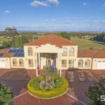 30 The Panorama, MICKLEHAM, VIC 3064 AUS
