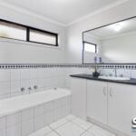 50 Captain Pearson Drive, MICKLEHAM, VIC 3064 AUS