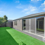14 Northfield Drive, CRAIGIEBURN, VIC 3064 AUS