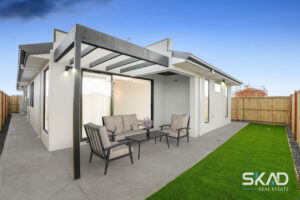 30 Flockhart Street, MICKLEHAM, VIC 3064 AUS