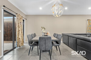 CRAIGIEBURN, VIC 3064 AUS