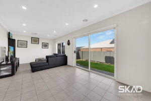 35 Fitzpatrick Circuit, KALKALLO, VIC 3064 AUS