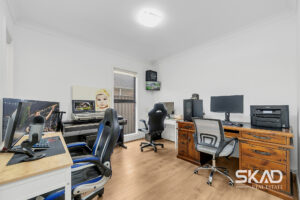 4 Durban Place, CRAIGIEBURN, VIC 3064 AUS