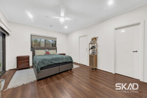 15 Emblem Way, CRAIGIEBURN, VIC 3064 AUS