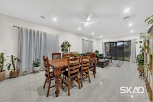 15 Emblem Way, CRAIGIEBURN, VIC 3064 AUS