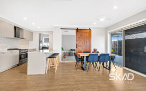 10 Lemongrass Drive, MICKLEHAM, VIC 3064 AUS