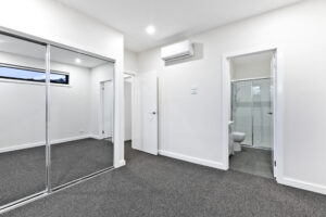 BROADMEADOWS, VIC 3047 AUS