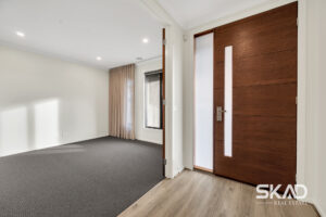 60 Scenery Drive, CRAIGIEBURN, VIC 3064 AUS