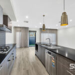 60 Scenery Drive, CRAIGIEBURN, VIC 3064 AUS